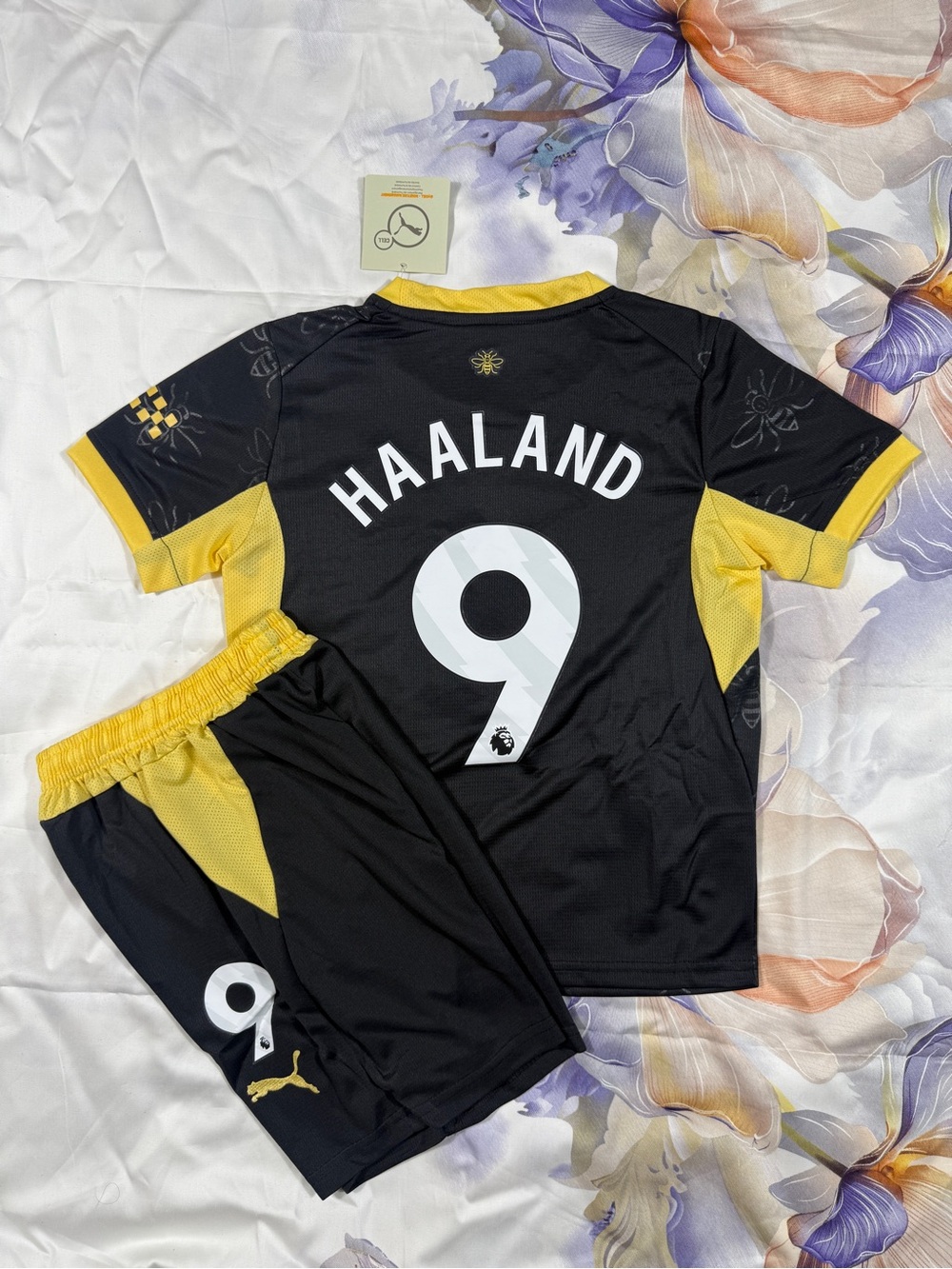 Manchester City 2026/27 Awaykids soccer jersey set # Haaland 9# NWT
